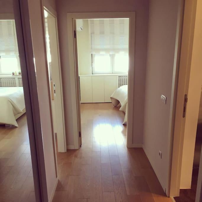 Apartament Maya's Downtown *